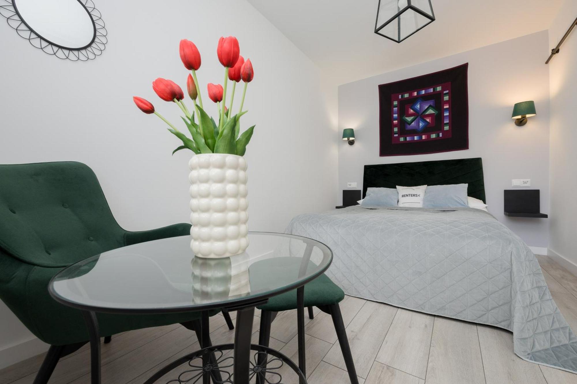 Schillera By Renters Warszawa