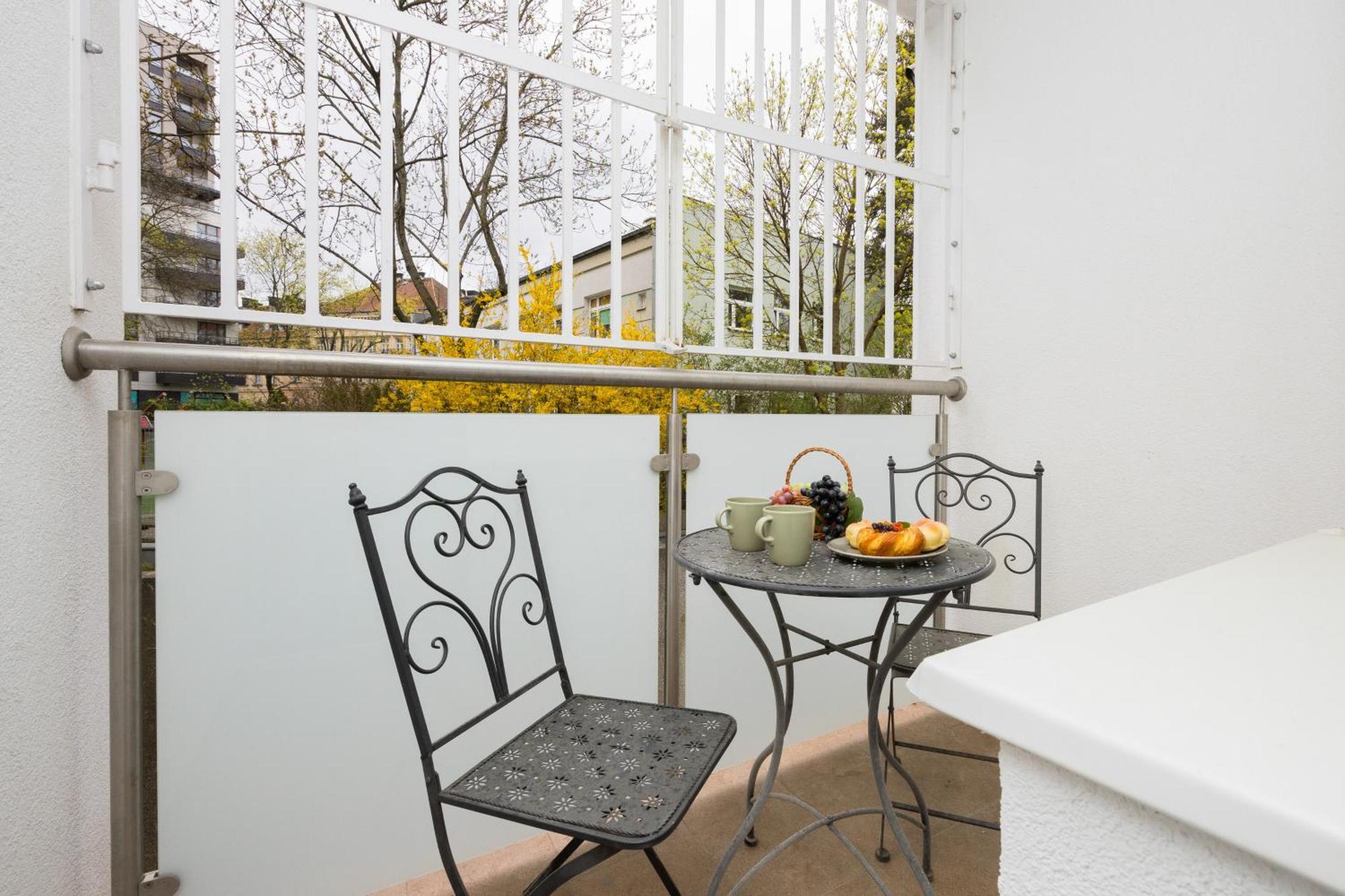 Apartament Schillera By Renters *